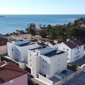 https://av-residence-novigrad-istria.in-istria.net